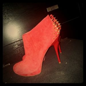 Red boot heels,